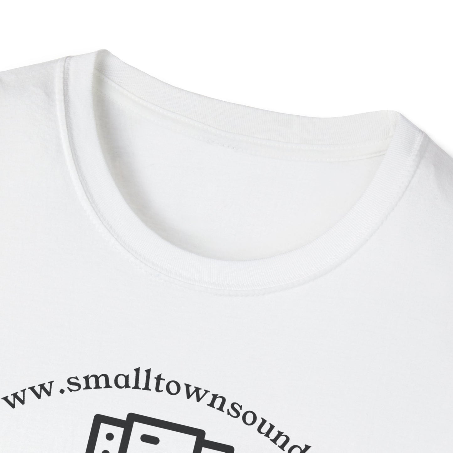 T-Shirt Small Town Sound -Unisex Soft style